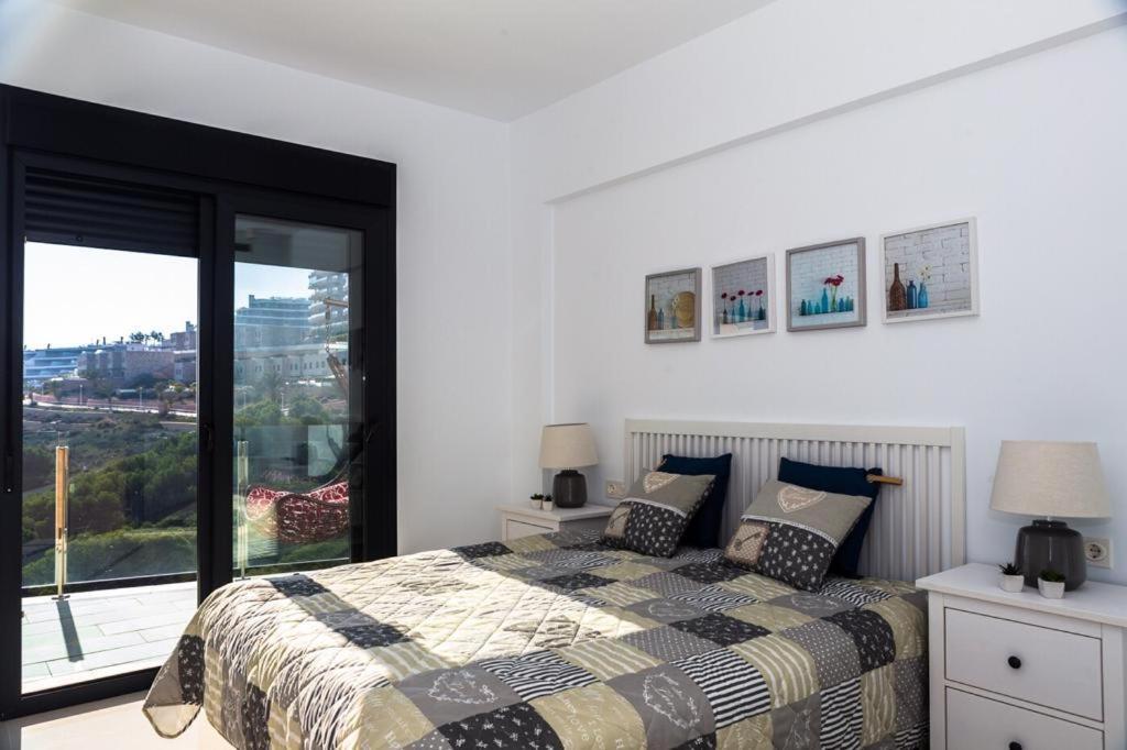 Arenales Beach 阿勒纳勒斯德尔索尔 外观 照片